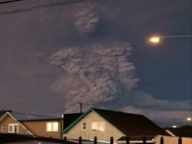 Nakon erupcije čileanskog vulkana Kalbuko - oblak čovječijeg oblika - Foto: Screenshot