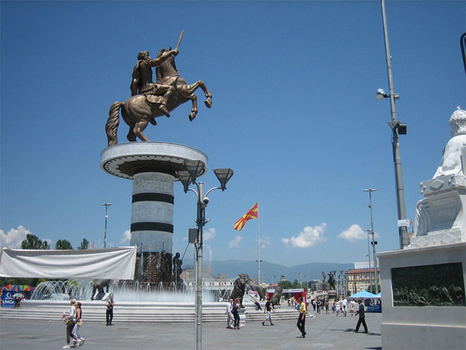 "Ratnik na konju" spomenik Aleksandru Velikom u Skoplju (foto: Prince Roy / Flickr.com) - 