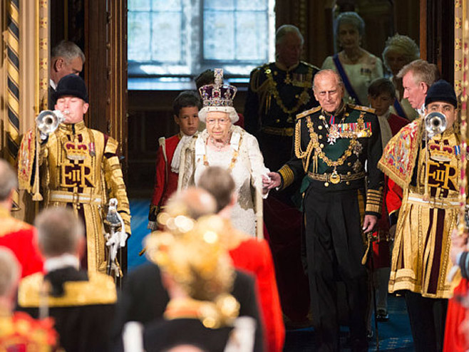 Kraljica Elizabeta u Parlamentu - Foto: The Telegraph
