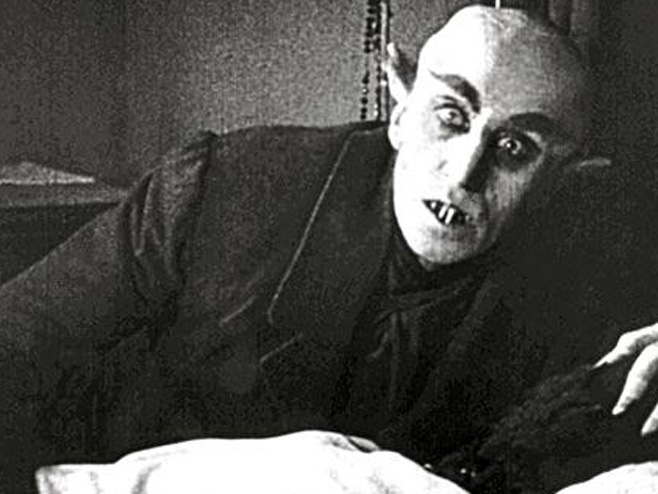 Ukradena lobanja režisera prvog horor filma o vampirima (foto: Twitter) - 