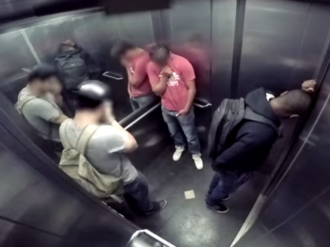 Scena iz lifta - Foto: Screenshot/YouTube