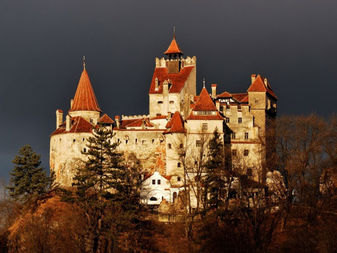Drakulin dvorac - Foto: ilustracija