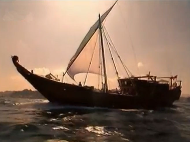 Replika broda "Esmeralda" - Foto: Screenshot