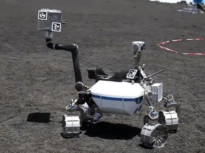 Robot - Foto: Screenshot/YouTube