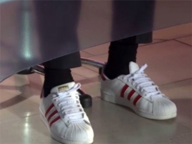 Edi Rama je „adidas“ patike nosio i na samitu u Trstu (Foto: Screenshot / Tanjug) - 