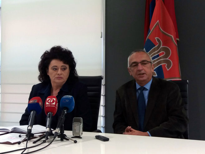 Sonja Karadžić Јovičević i Slaviša Raković - Foto: SRNA