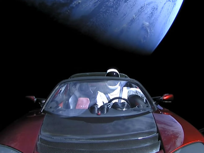 Automobil u svemiru - Foto: Screenshot/YouTube