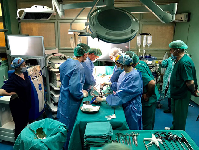 Prva laparoskopska operacija - Foto: RTRS