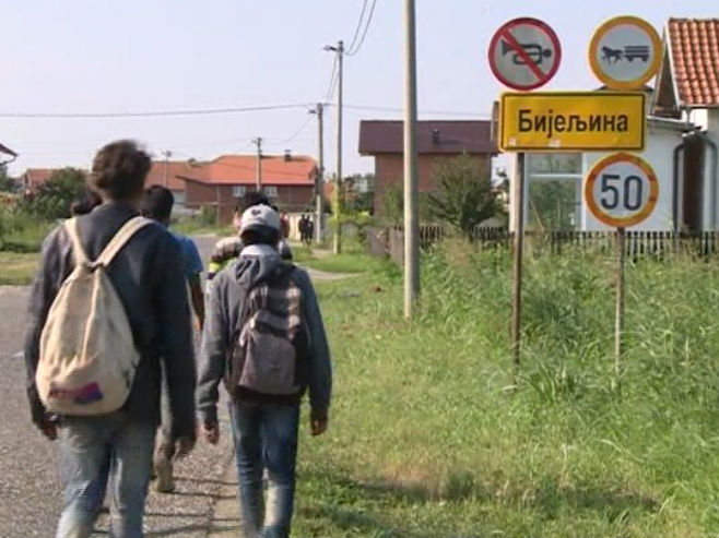 Migranti u Bijeljini (arhiv) - Foto: RTRS