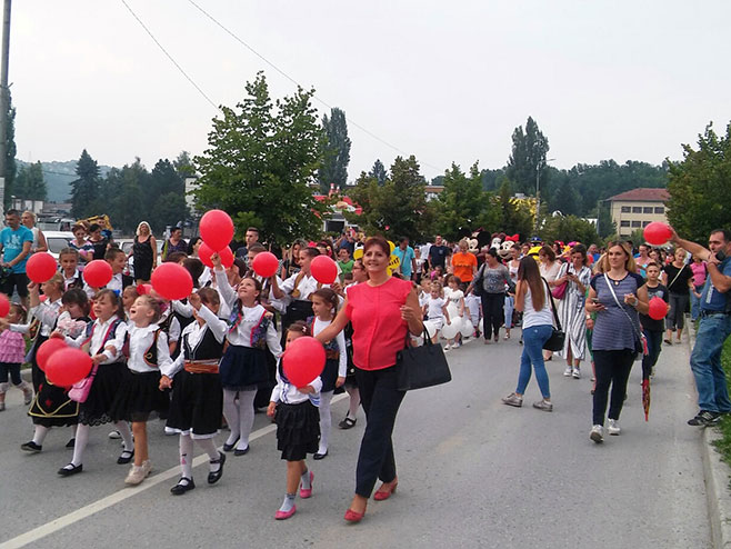 Istočno Sarajevo: "Prava parada ponosa" - Foto: RTRS