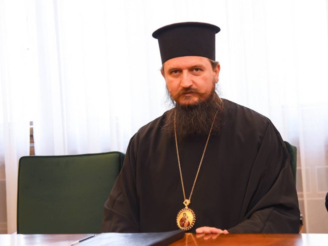 Episkop Sergije (Foto: TANJUG/ POKRAJINSKA VLADA AP VOJVODINE/ ANDREJ PAP) - 