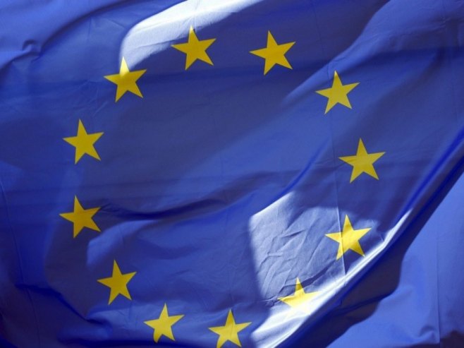 Zastava EU (Foto: EPA-EFE/TOMS KALNINS, ilustracija) - 