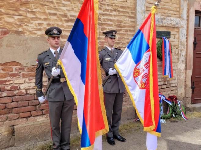 Delegacija Srbije odala počast Gavrilu Principu u Terezinu - Foto: SRNA